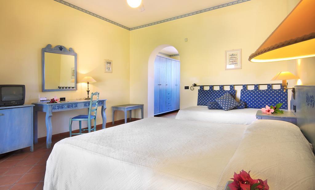 Igv Club Baia Samuele Otel Sampieri Oda fotoğraf